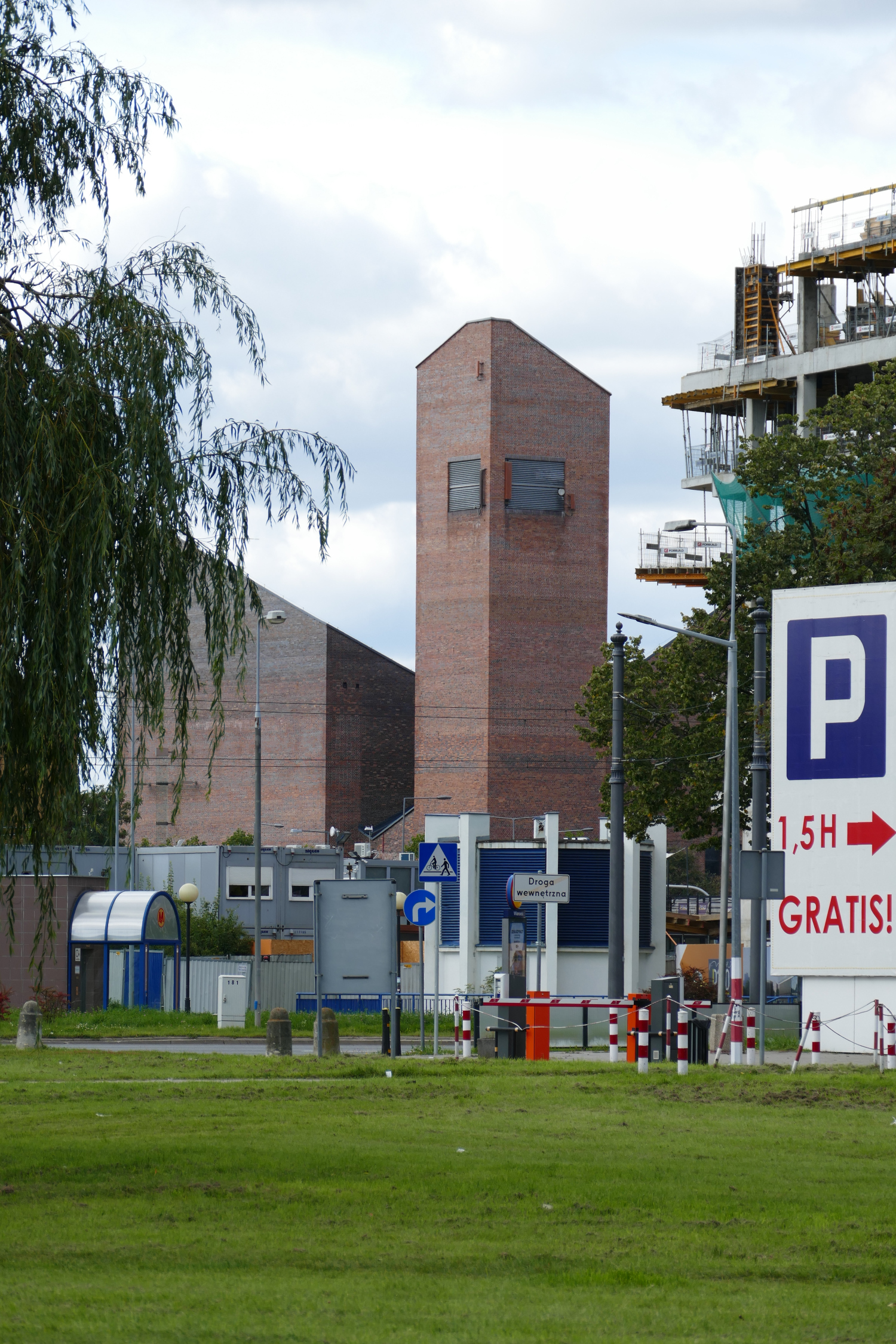 Zdjęcie architektury budynku Kościół Najświętszej Marii Panny Matki Kościoła